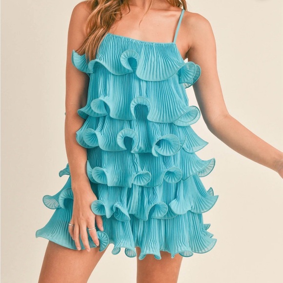 Mable Dresses & Skirts - Mable (S) NWT AUSTYN blue ruffle tiered Bailey textured mini dress